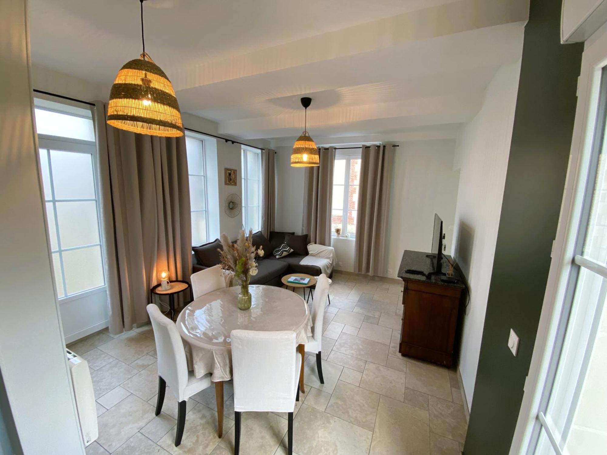 Maison 2 Chambres Avec Parking Et Jardin نويون المظهر الخارجي الصورة